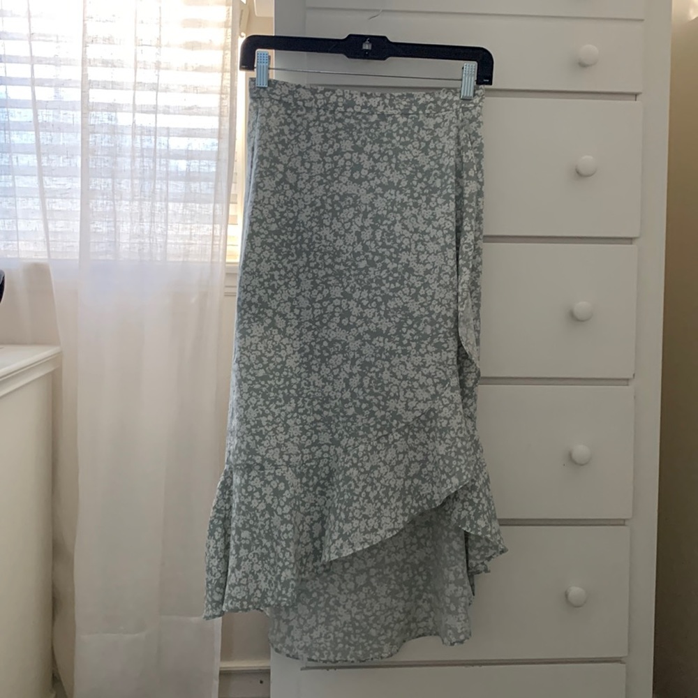 Abercrombie sage green long skirt